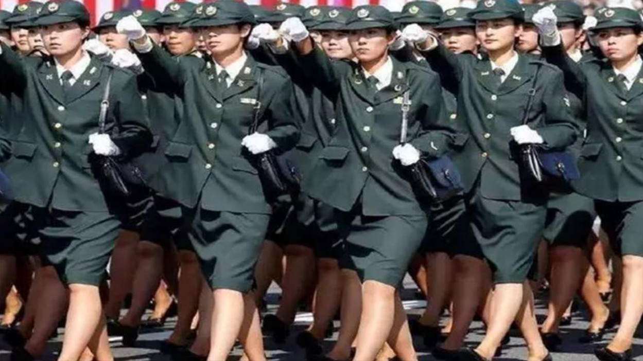 日本自衛隊為女軍人制作專用的孕婦軍裝，真是人性化制度嗎？-圖2