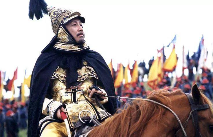 东宫2|《康熙王朝》20年：漏洞百出却被推崇，多个演员消失，3个已去世