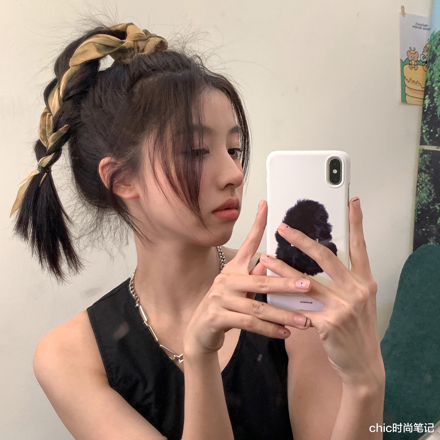 chic时尚笔记 秋冬怎么扎马尾,既然都露脖子冻人了,当然得让美丽成为前提