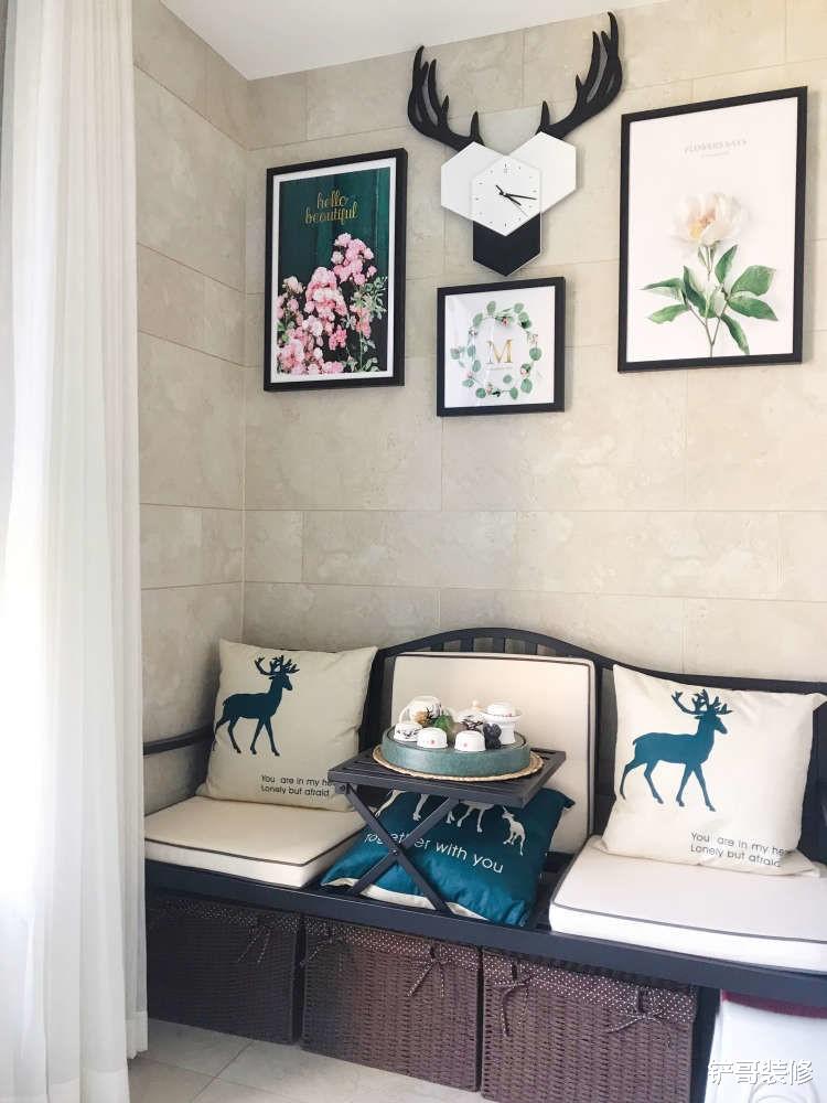 混搭风成就经典，展现出不同的魅力和风情，非常适合年轻人