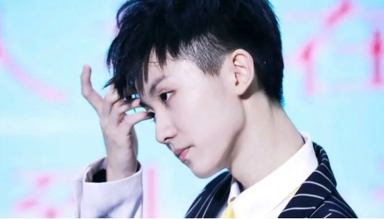 欧阳娜娜|马嘉祺:一个目光短浅的爱豆混娱乐圈,我不相信他能够走得远