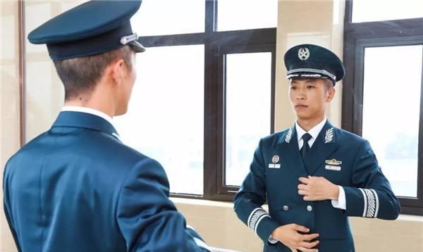 文职|又一“铁饭碗”开始招考，福利好工资九千多，3个专业报考有优势