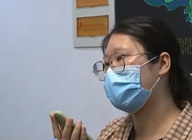 |女孩毕业找工作，没想到要先交1万学费，记者揭穿美女老板真面目