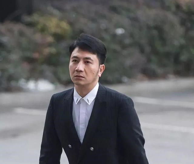 家中大小宝|网传林生斌被带走调查,疑似现任发文:以后的路我一个人走