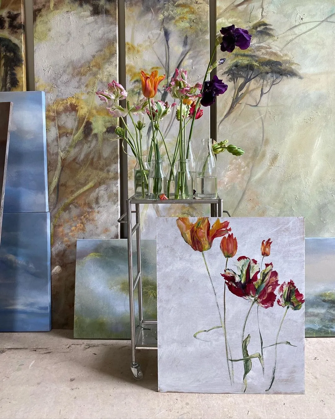 收藏家 她买下一座废弃城堡，花10年用画笔打造3000㎡绝美画室！