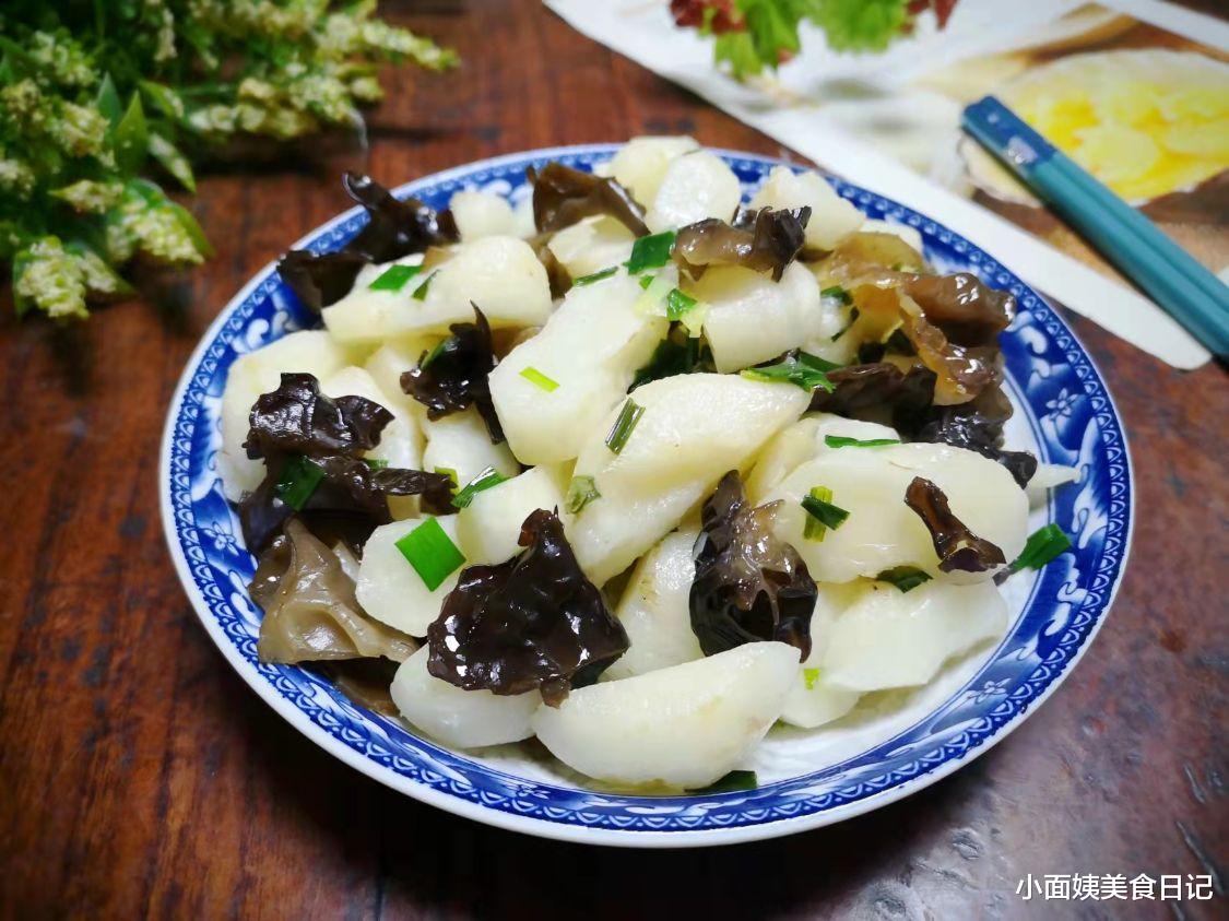 木耳|冬季最该吃的不是山药，而是它，三天两头炒一盘，清热润肺真不错