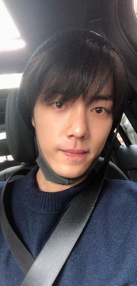 吴磊|杨洋: 我卸妆了，肖战: 我卸妆了，吴磊: 我卸妆了，张哲瀚: 你们聊