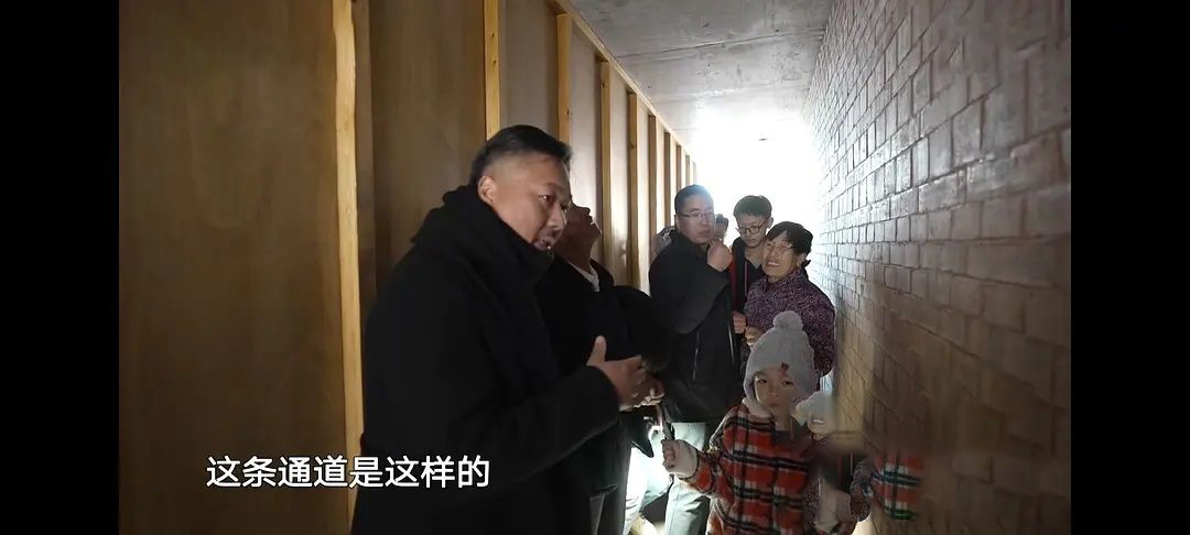 花农村老人 132 万却改造成毛坯房，网友：设计师含泪赚了131万