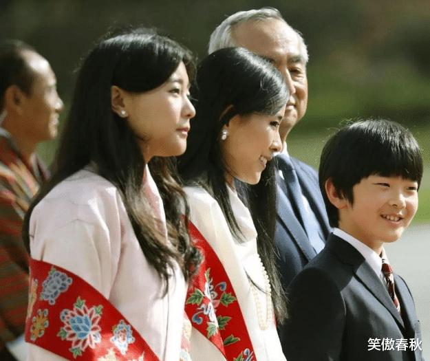 4年前，不丹二公主會見日本德仁天皇，冰山美人罕見微笑鳳眼迷人-圖9