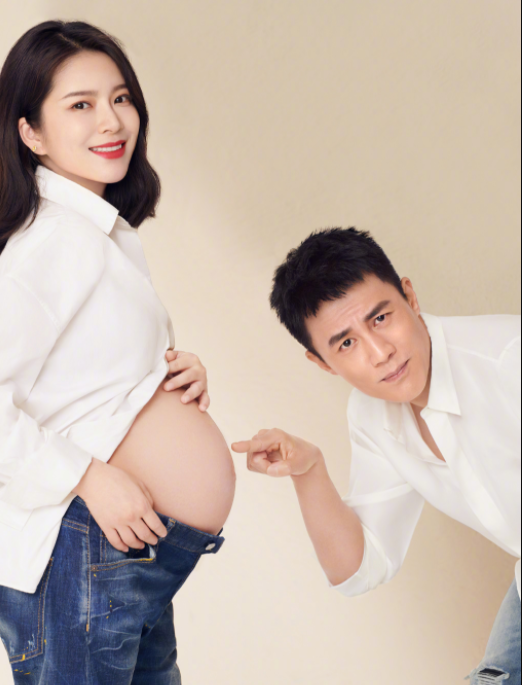 王灿|王灿首晒全家福，发长文回忆生产经历，列举细节力证杜淳是好丈夫