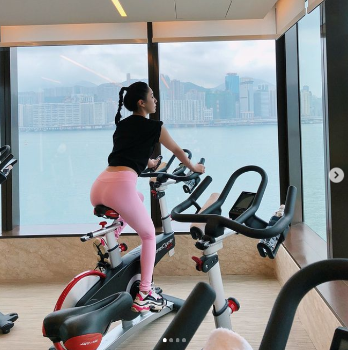 辣妈|身材完胜少女！日本38岁辣妈MegBaby瘦身秘诀一次看！