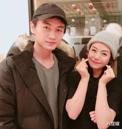 陈妍希|陈妍希新年秀幸福，陈晓变霸总上演甜蜜壁咚，俩人拍手对视好恩爱