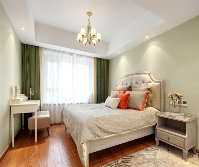 用浅绿色来打造121平“城市花园”，整体大气奢侈