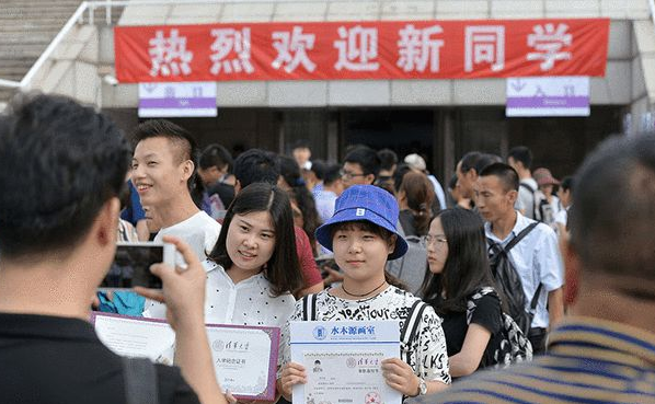 安妈育儿日|考生被南开大学录取,录取通知书还没来得及拆,就接到了退学通知