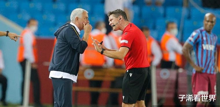 羅馬|凌晨1點(diǎn)！穆帥做出爭(zhēng)議表態(tài)：羅馬AC米蘭很意外，球迷吐槽聲一片