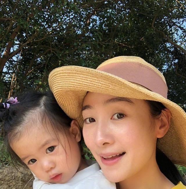 甄嬛传|甄嬛传10年后女演员现状，胧月公主长成美少女，太后62岁依旧单身