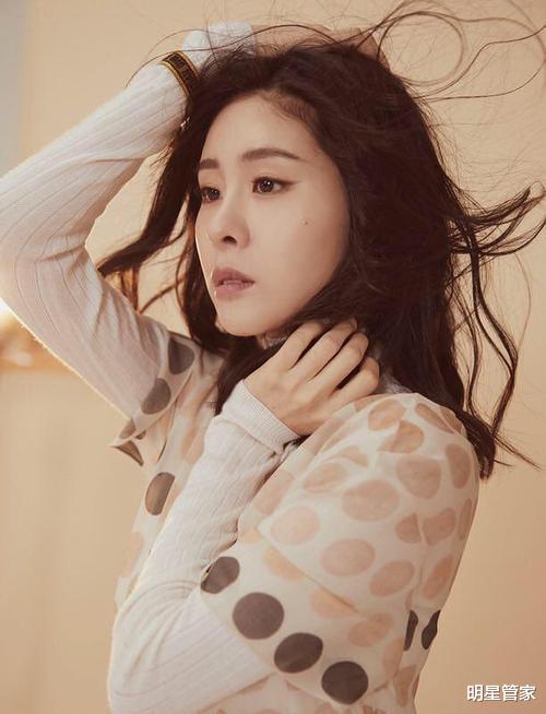 张碧晨|张碧晨遭春晚除名！原因竟然是这个！网友们都愤愤不平