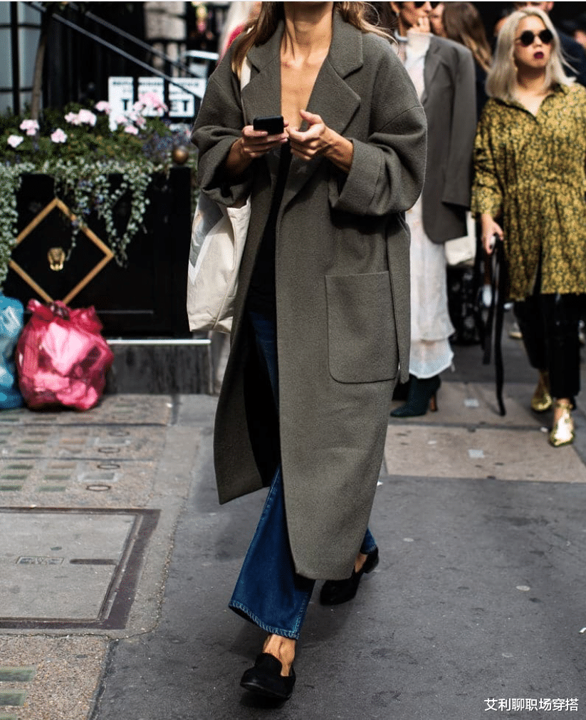 穿衣搭配|红与绿可以穿得很高级，跟时装精学配色，穿得活力又大气