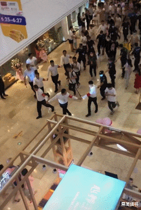 胡歌|胡歌人设崩塌，与桂纶镁私照曝光：我劝你别装了！