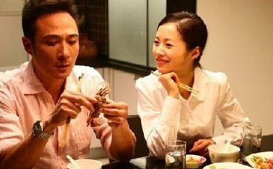 魔鬼小肥妞|有退休金的女人，再孤单也不再找老伴，男人却正相反，原因很现实