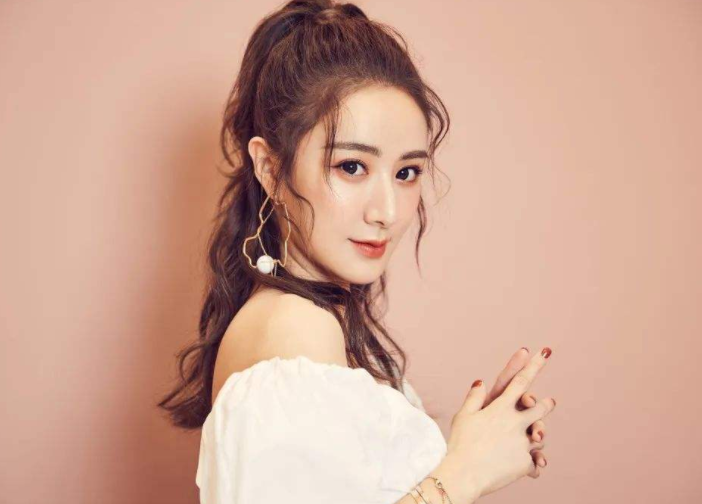 薇婭|薇婭一人頂《海賊王》高端懸賞，尾田格局還是小了，主播比海賊香