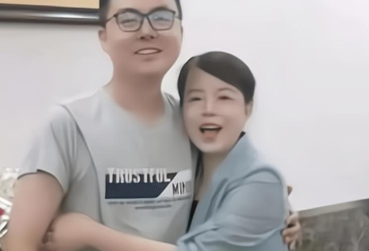 杜新枝|曝杜新枝跑到姚威单位闹事，称自己想念姚威，遭姚威领导当面拒绝