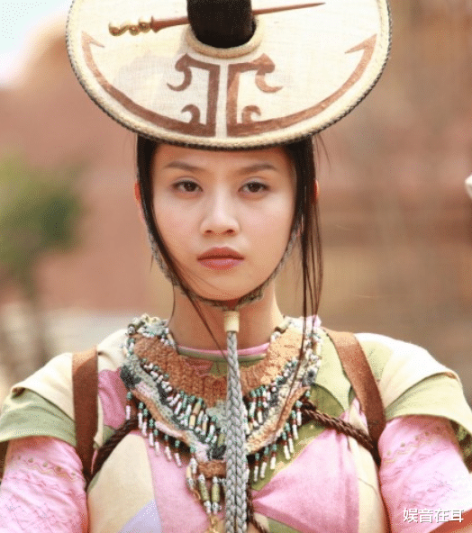 于荣光|于荣光到底有多喜欢帽子？《舞乐》《天龙》都是“木府”风