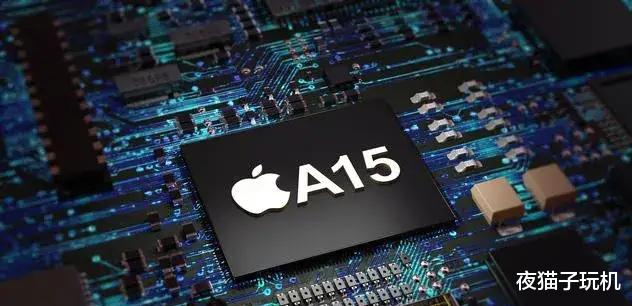 苹果|毫不夸张的说,高通骁龙处理器永远都不会追上苹果的A15了