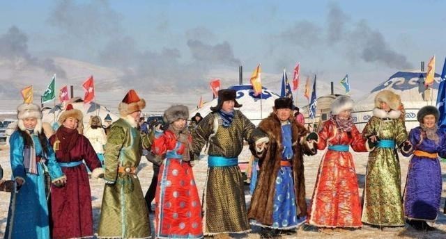 蒙古國宣佈：2025恢復傳統蒙古文，是否會影響與內蒙人民交流？-圖6