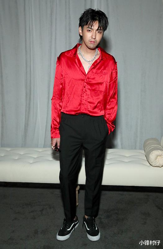 吴亦凡|吴亦凡被刑拘17天，正式逮捕，彻底绝望