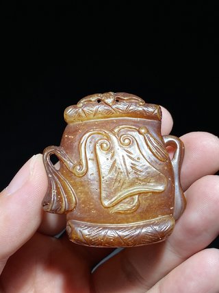 和田玉籽料|清 和田玉籽料 白玉沁色 福禄万代 画卷形 玉牌