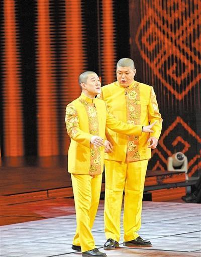 曹云金|被“坑惨”的刘云天，跟曹云金创“听云轩”生意惨淡，今卖花维生