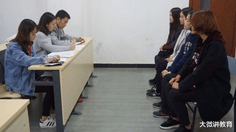 鹤岗|校招和社招哪个更有优势?学姐给你的“忠告”,选对就业更轻松