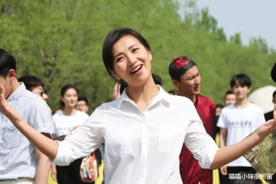 何赛飞|长着一张“风情万种”的脸，情史却出奇干净的7位女明星，人不可貌相