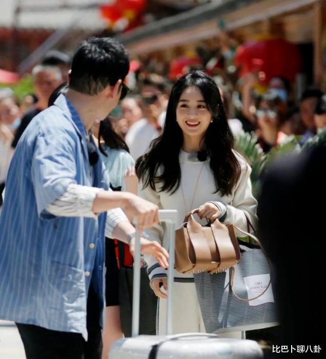 赵丽颖|原本说好共同抚养孩子，现今却被“前婆婆”拒绝探望，曝赵丽颖不愿意妥协