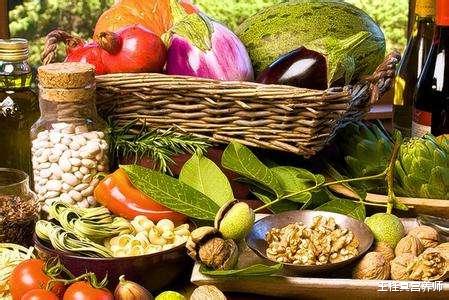 高血压|年纪大了就容易便秘,不吃药的话,怎么调理比较好?