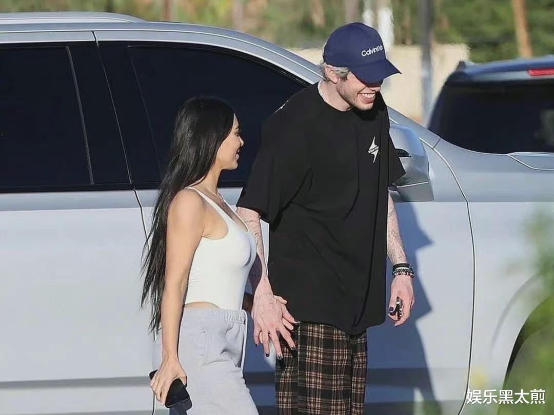 古董局中局|侃爷公开喊话金?卡戴珊：上帝会让我和金复合的