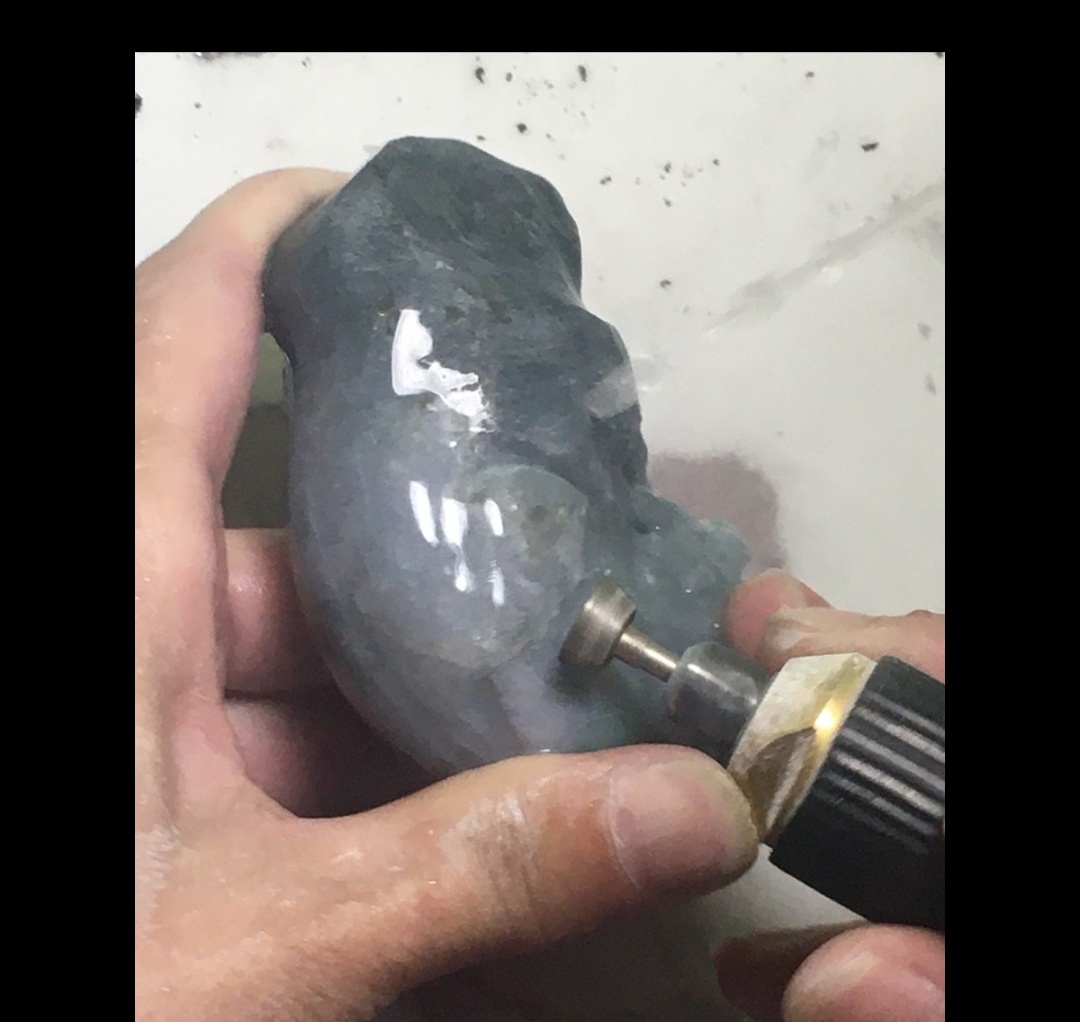 玉雕|玉雕师被翠友疯狂追问怎么选到最好的镇宅宝物？