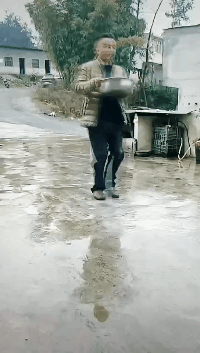 搞笑神回复|神回复:“如何用一句话来形容手机很卡?”网友评论太搞笑了啊!