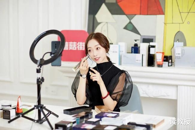 电子商务|薇娅倒下了,直播电商“鼻祖”的日子也不好过,五年亏掉45亿元,市值缩水超过98%