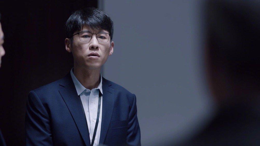 暴风眼|《暴风眼》大结局：杰弗里落网，程雷是“沉睡者”，赫尔墨斯成迷