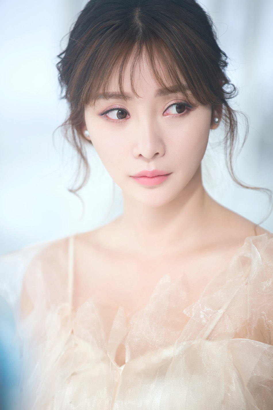 明星|看够了满屏的纸片人，这四位“珠圆玉润”的女星，完胜“白幼瘦”