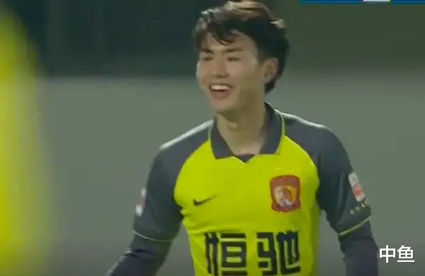 廣州隊|廣州隊兩名00后小將被李霄鵬看中！有望進(jìn)入國足