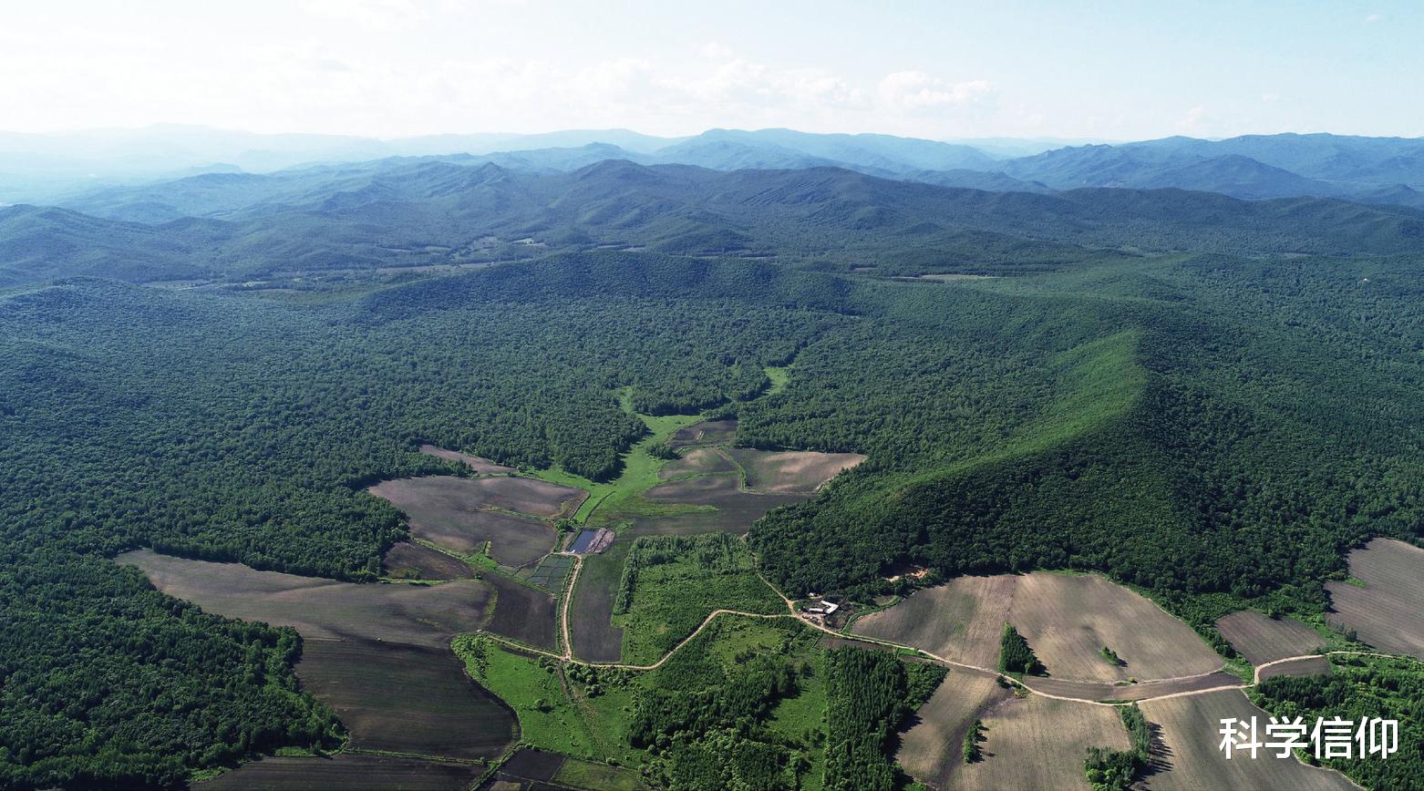 恒星 我国境内有陨石坑吗？有，那是近10万年里最严重的一次陨石撞击
