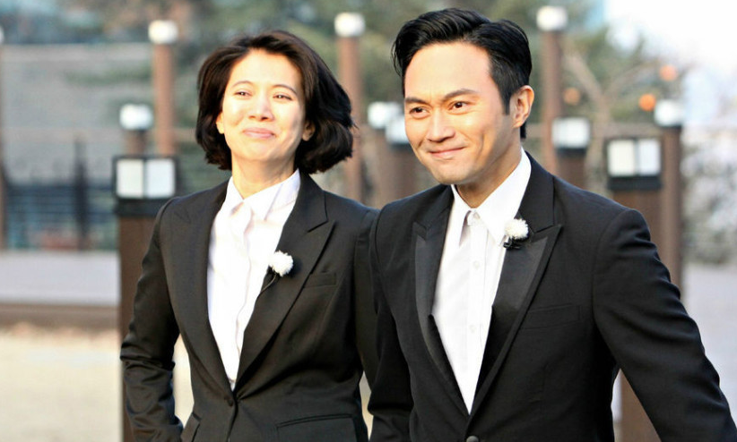 赵露思|她曾是张智霖前任，容貌不输袁咏仪，今52岁容颜俏丽