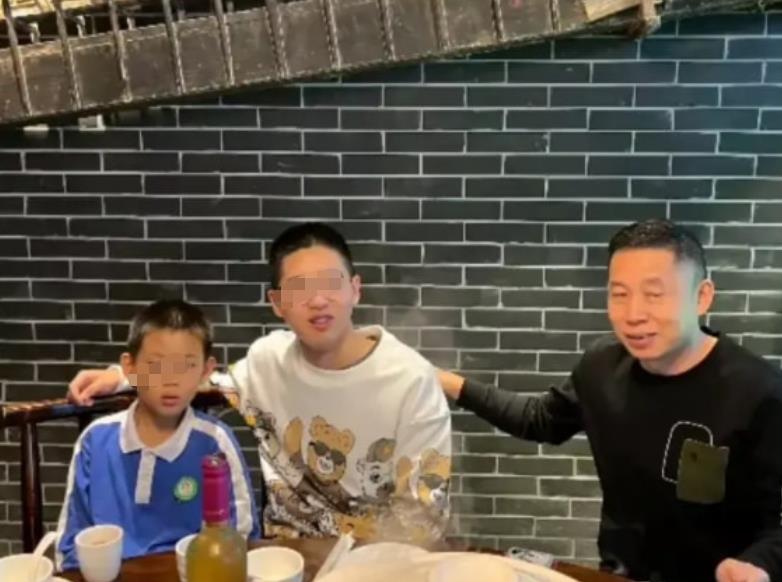 |孙卓买家大姐发声,大骂孙卓忘恩负义,网友:没见过这么不要脸的