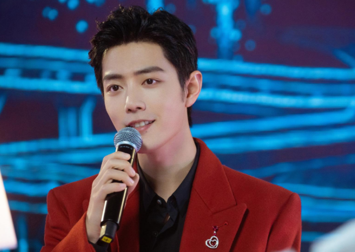 宋智雅|肖战压箱底照片好青涩，粉丝表示：想看战战高中时期的箱底照