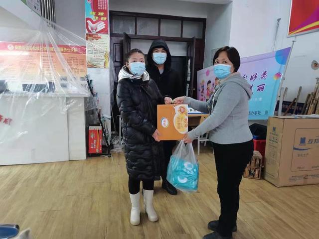 生活报 “去年你们照顾我月子，今年我想与你们一起抗疫”