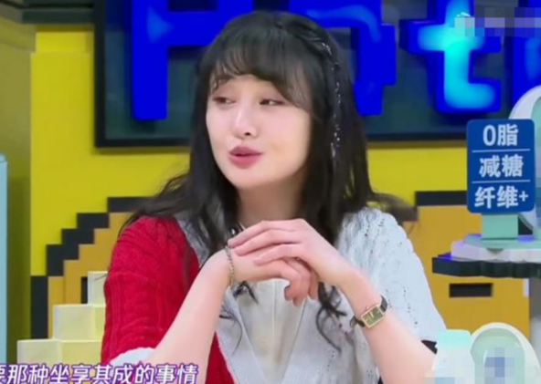 郑爽|因弃养被封杀，郑爽“不服”，凭啥他混得风生水起的