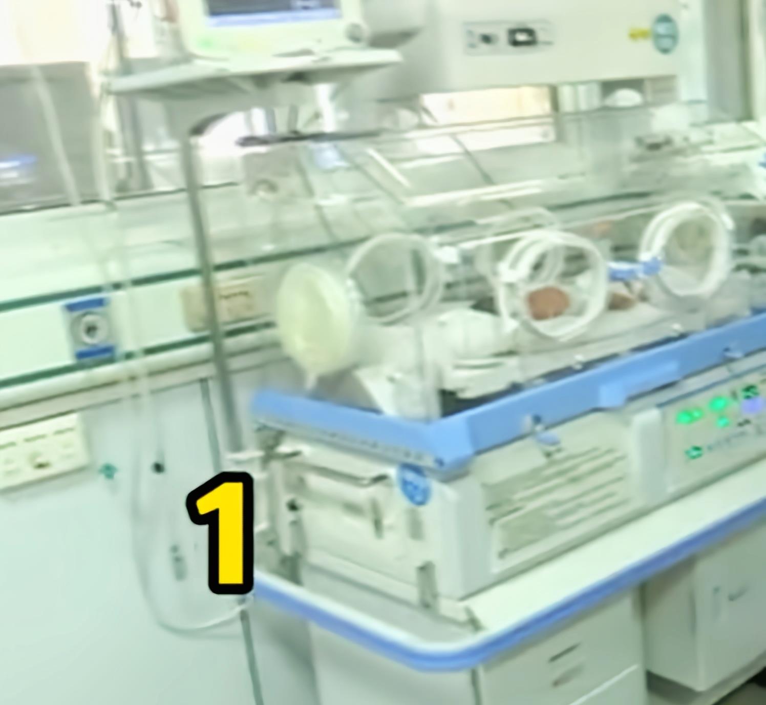 小海社会论|河南：一夫妻第三胎，生了4包胎，还都是儿子，爸爸苦笑不得